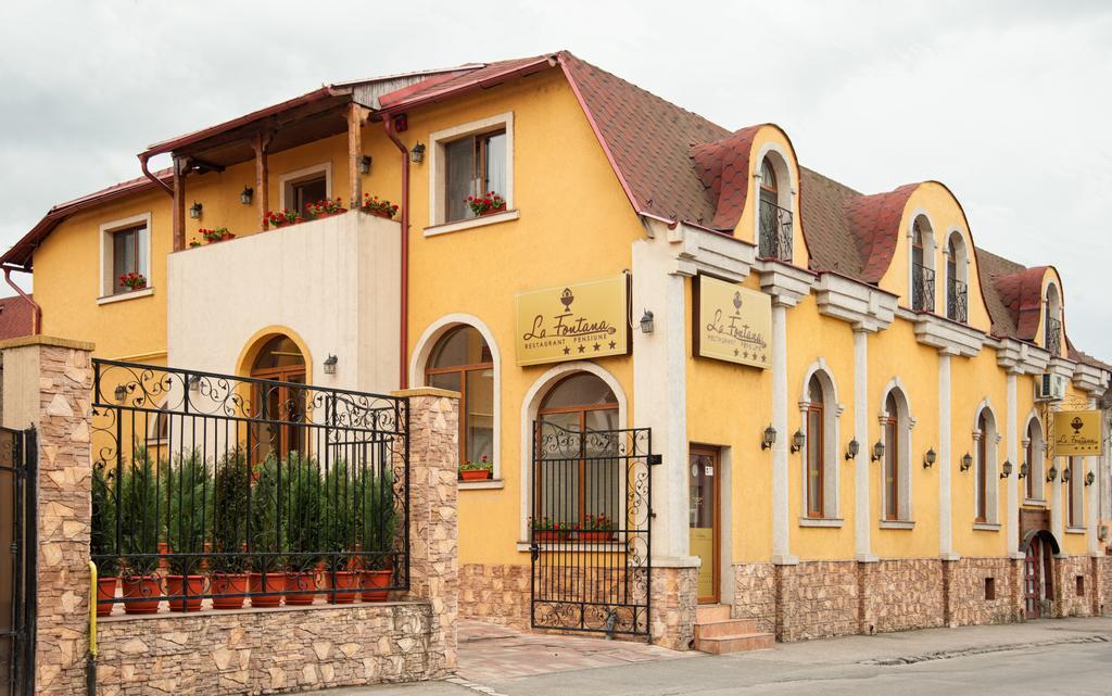 Pension La Fontana Baia Mare Exterior photo