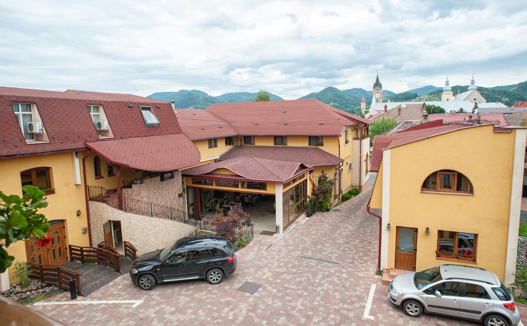 Pension La Fontana Baia Mare Exterior photo