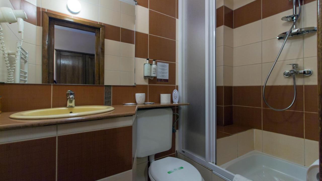 Pension La Fontana Baia Mare Exterior photo