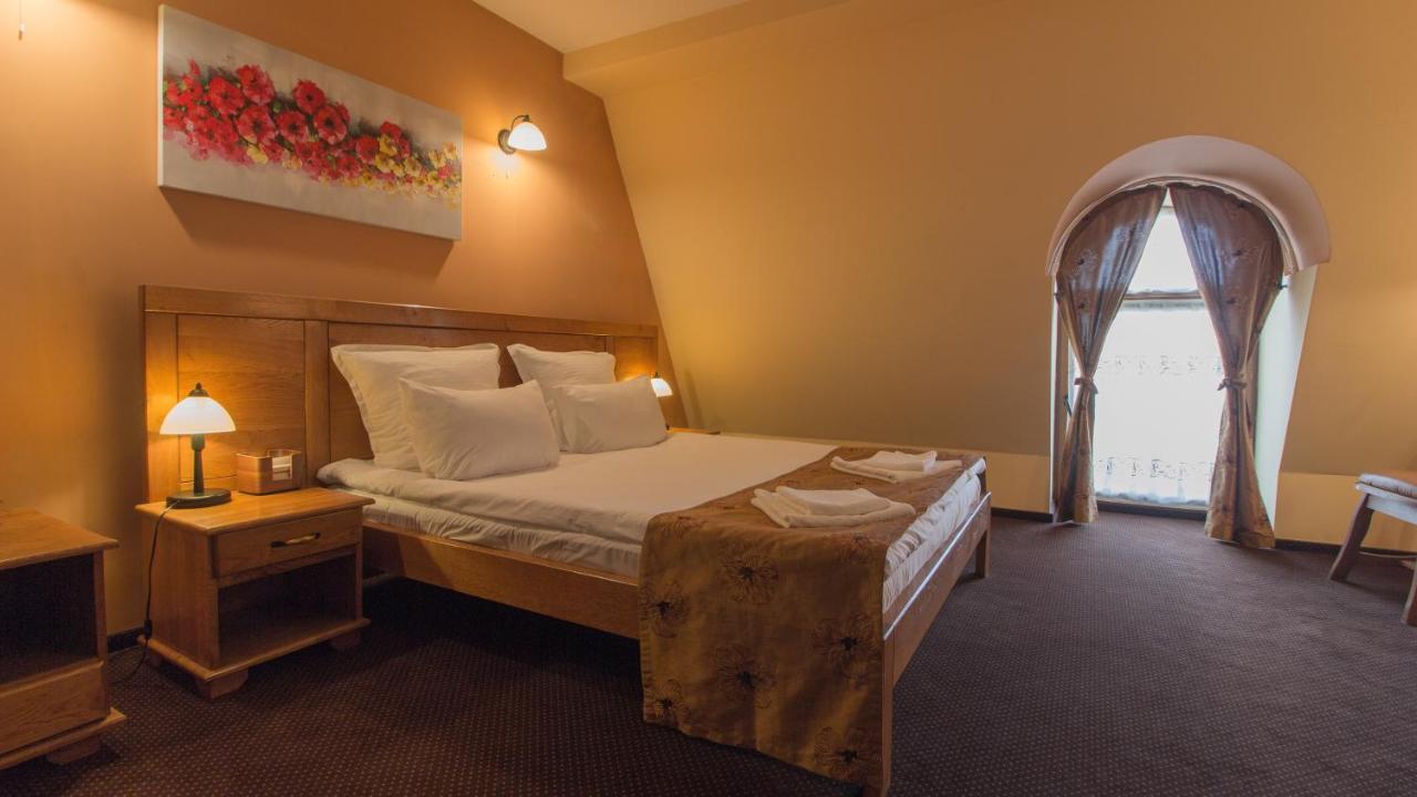 Pension La Fontana Baia Mare Exterior photo